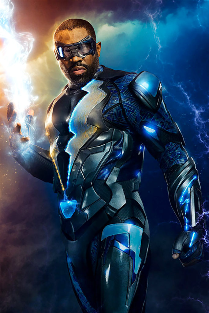 Cress Williams como o herói Raio Negro (Black Lightning) 