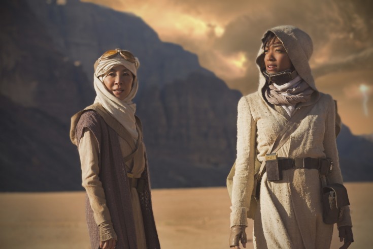 Atrizes Michelle Yeoh e Sonequa Martin Green em Star Trek Discovery